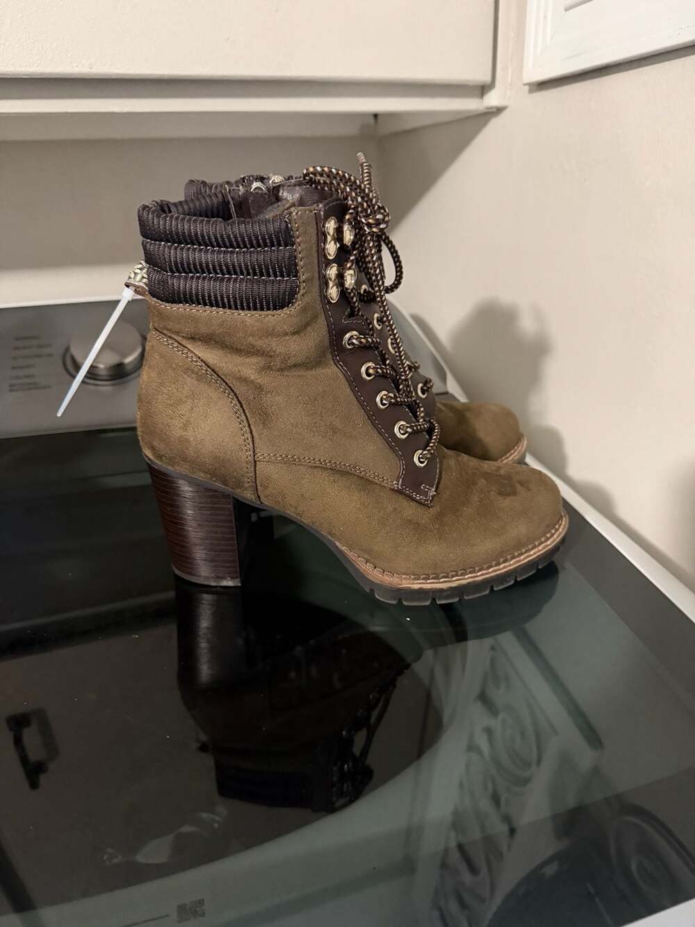 Hunter Olive Green Suede Lace-Up Chunky Block Heel Boots Size 7M